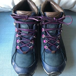 OBOZ SAPHIRRE mid BDRY HIKING BOOTS 7.5
